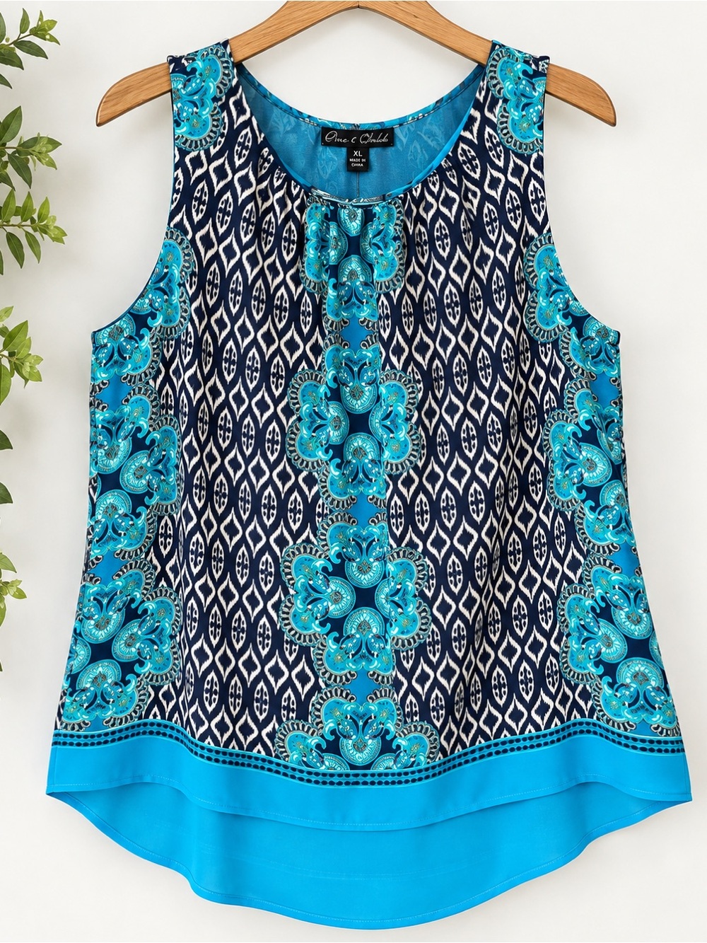 Rose & Olive Navy and Turquoise Patterned Sleeveless Blouse - Picture 2 of 6